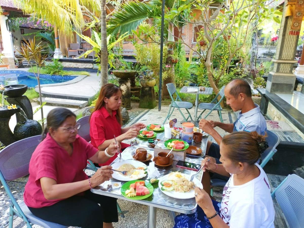 Green Palace Homestay Batununggul Exterior foto